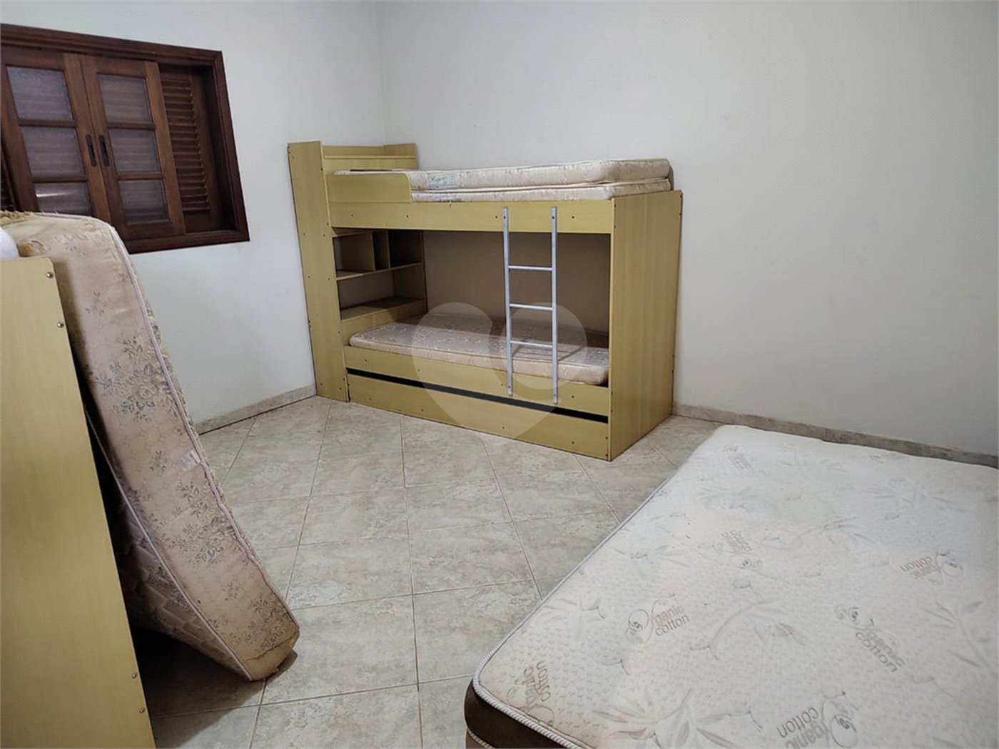 Chácara à venda com 3 quartos, sendo 1 suíte, em Bairro do Machadinho, Angatuba, SP