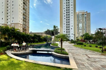 Apartamento à venda com 2 quartos, sendo 1 suíte, em Mooca, São Paulo, SP