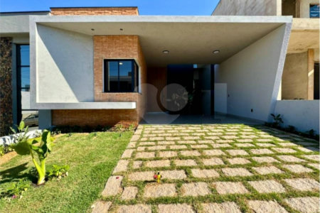 Casa à venda com 3 quartos, sendo 1 suíte, no condomínio Park Gran Reserve, Indaiatuba - SP