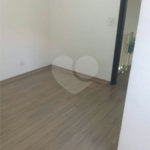 Casa à venda com 3 quartos, sendo 1 suíte, no condomínio Primavera, São Paulo - SP