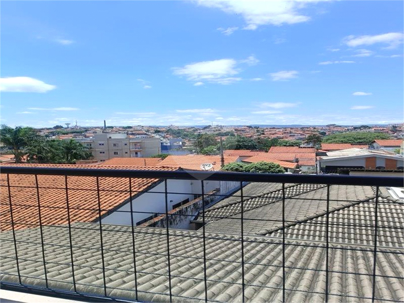 Apartamento à venda com 2 quartos, sendo 1 suíte,  em Jardim Ferreira, Sorocaba, SP
