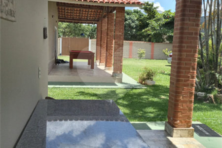 Chácara à venda com 2 quartos no Centro, Araçoiaba da Serra, SP