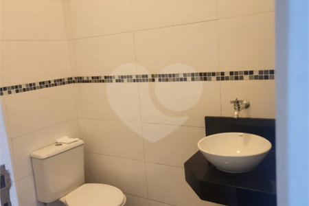 Casa à venda ou para alugar com 4 suítes no condomínio Residencial Jaguary, São José dos Campos - SP