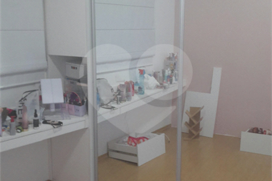 Sobrado à venda com 3 quartos, sendo 1 suíte, em Tremembé, São Paulo, SP