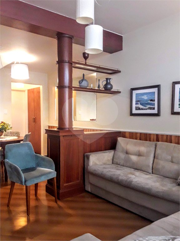 Casa à venda com 3 quartos, sendo 1 suíte,  em Jardim Aeroporto, São Paulo, SP