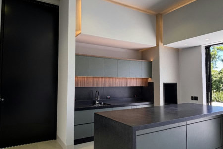 Casa à venda com 4 quartos, sendo 2 suítes, no condomínio Residencial Damha Belvedere, Presidente Prudente - SP