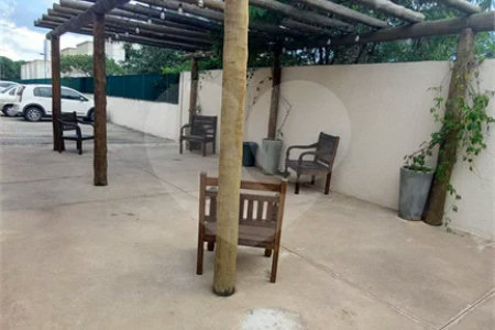 Apartamento para alugar com 2 quartos, sendo 1 suíte, em Aparecidinha, Sorocaba, SP