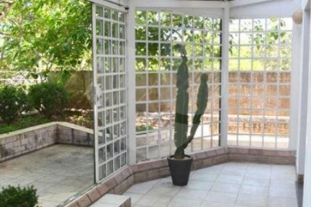 Casa à venda com 4 quartos, sendo 3 suítes, em Jardim Leonor, São Paulo, SP
