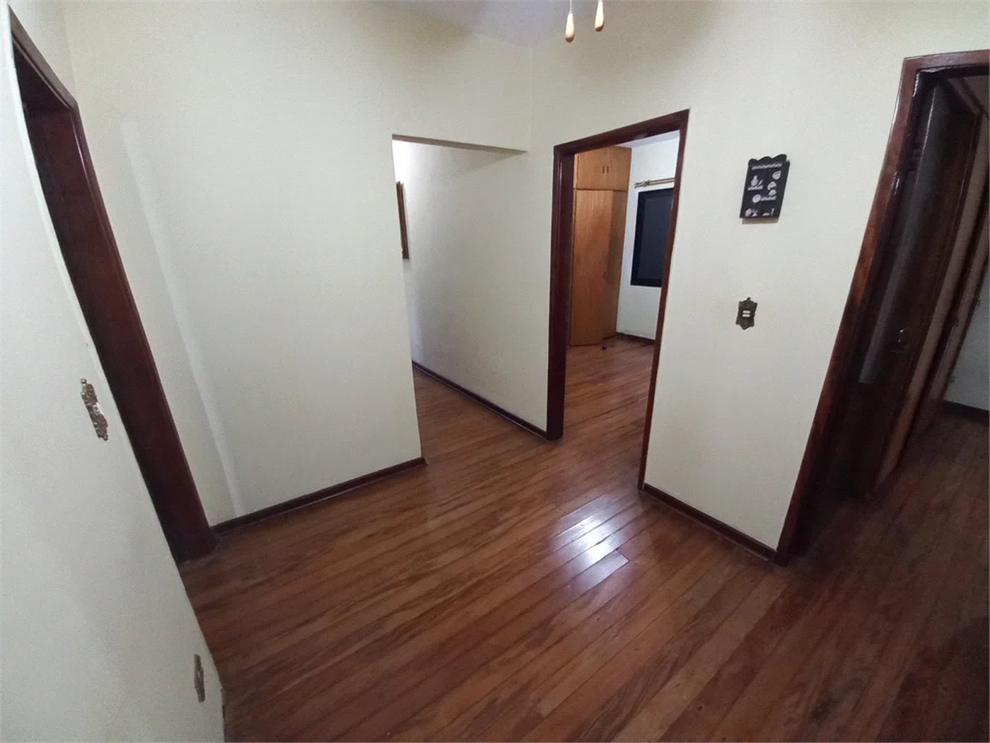 Casa à venda com 4 quartos, sendo 2 suítes, em Parque Esmeralda, São Paulo, SP