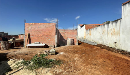 Casa à venda com 3 quartos, sendo 1 suíte,  no condomínio Tivolli Residencial, Itapetininga - SP
