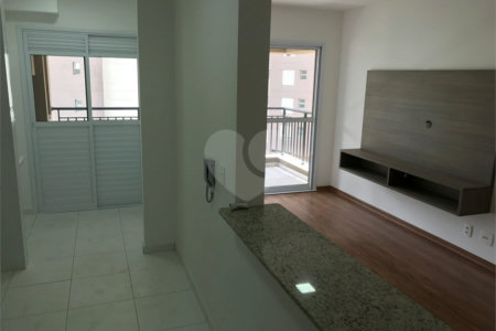 Apartamento à venda com 2 quartos, sendo 1 suíte,  em Melville Empresarial I e II, Barueri, SP