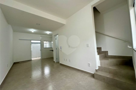 Casa à venda com 2 quartos no condomínio Residencial Vila Nova, Sorocaba - SP
