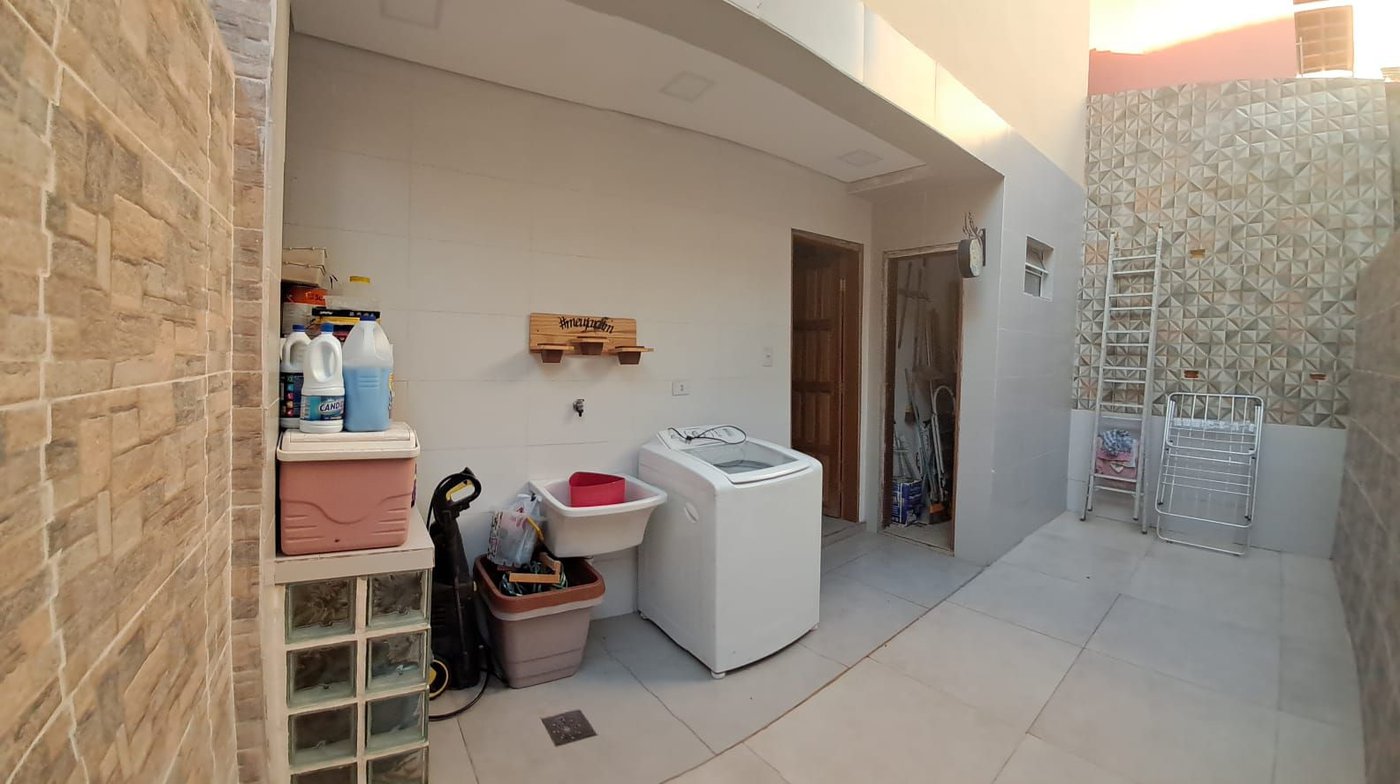 Casa com 3 dormitórios à venda, 131 m² por R$ 923.000,00 - Embaré - Santos/SP