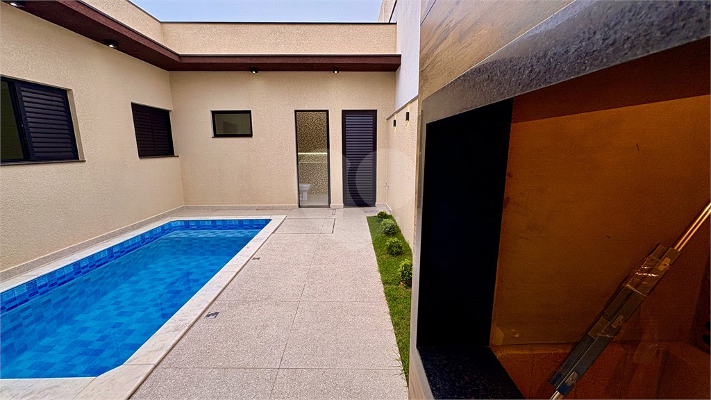 Casa à venda com 3 quartos, sendo 1 suíte, no condomínio Residencial Villagio Wanel, Sorocaba - SP