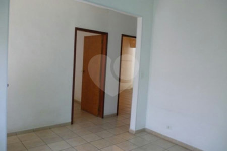 Casa Térrea à venda com 6 quartos em Vila Medeiros, São Paulo, SP
