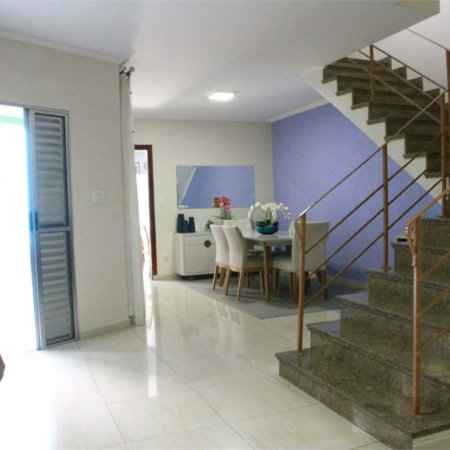 Sobrado à venda com 5 quartos, sendo 1 suíte,  em Jaguaré, São Paulo, SP