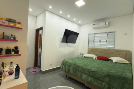 Casa à venda com 3 suítes no condomínio Campos do Conde I e II, Sorocaba - SP