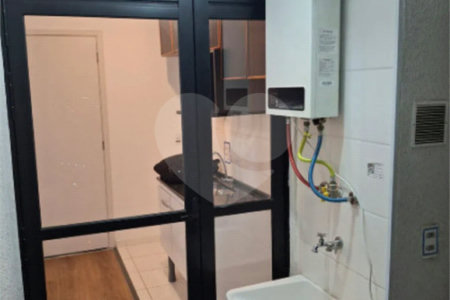 Apartamento à venda com 2 quartos em Parque Maria Helena, São Paulo, SP