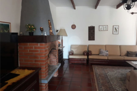 Sítio à venda com 5 quartos, sendo 3 suítes,  em Planalto Verde, São Roque, SP