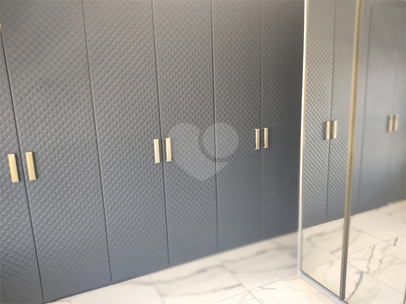 Apartamento à venda com 4 quartos, sendo 2 suítes, em Pinheiros, São Paulo, SP
