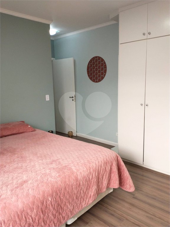 Sobrado à venda com 3 quartos, sendo 1 suíte, em Vila Ipojuca, São Paulo, SP