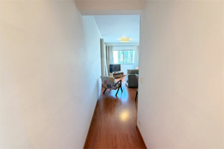 Apartamento à venda com 3 quartos, sendo 1 suíte, em Vila Paulista, São Paulo, SP
