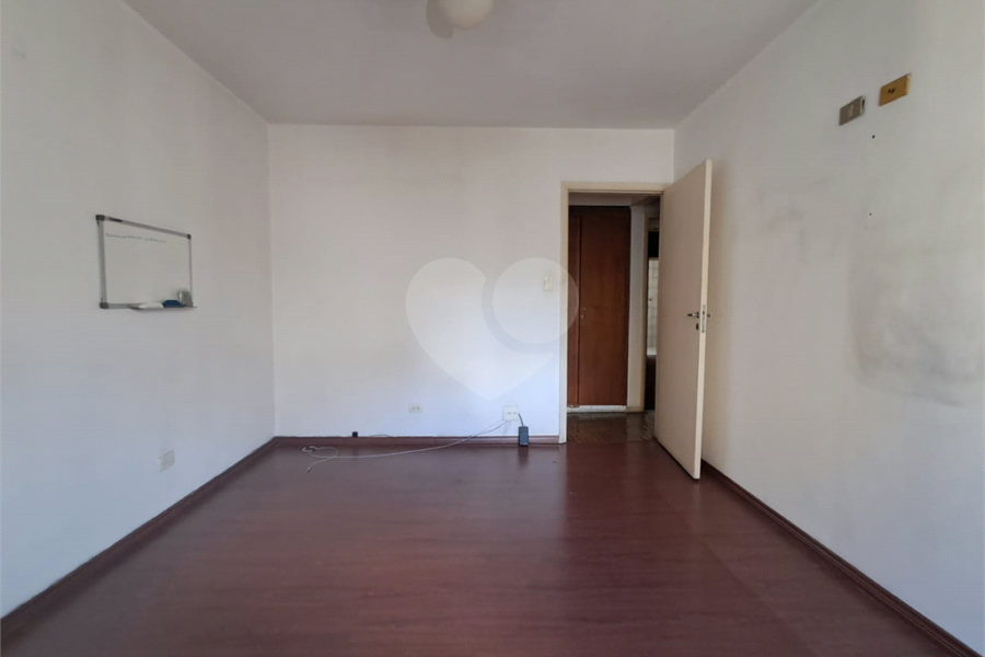 Apartamento à venda com 3 quartos, sendo 1 suíte,  em Paraíso, São Paulo, SP