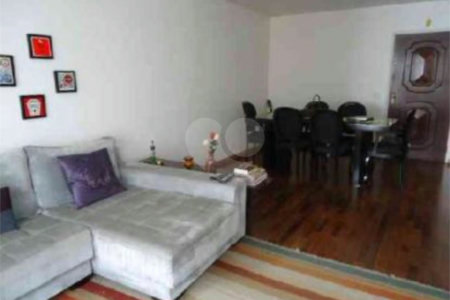 Apartamento à venda com 3 quartos, sendo 1 suíte,  em Pinheiros, São Paulo, SP