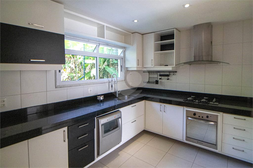 Casa de Vila à venda com 3 suítes no condomínio Solar da Floresta, Rio de Janeiro - RJ