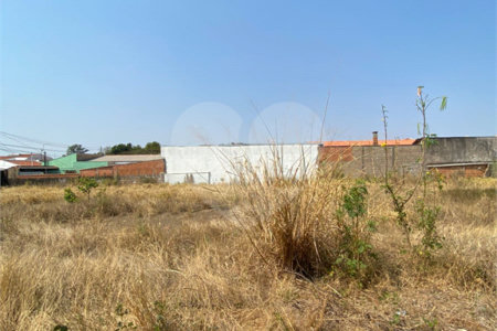 Terreno muito bem localizado
