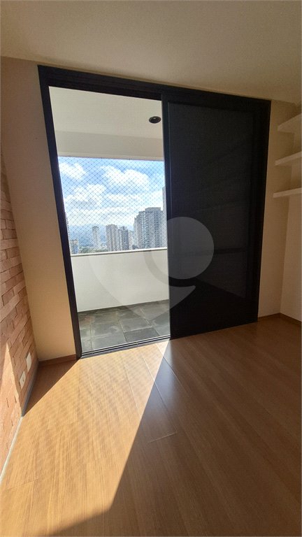 Apartamento à venda ou para alugar com 3 quartos, sendo 2 suítes, em Vila Romana, São Paulo, SP
