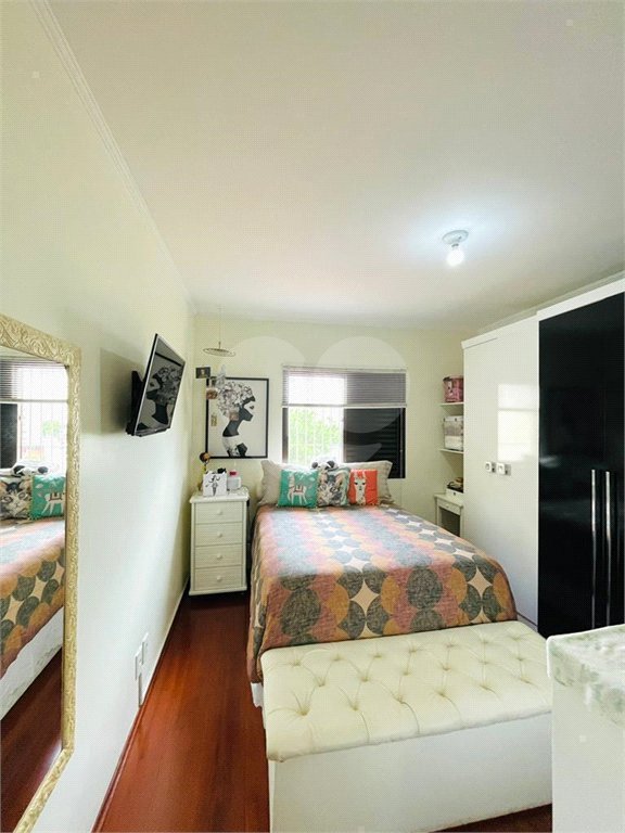 Villagio à venda com 4 quartos, sendo 2 suítes, em Saúde, São Paulo, SP