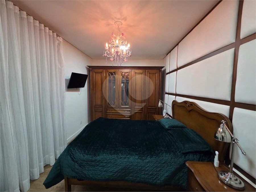 Casa à venda com 3 quartos, sendo 1 suíte,  no condomínio Santa Isabel I, Louveira - SP