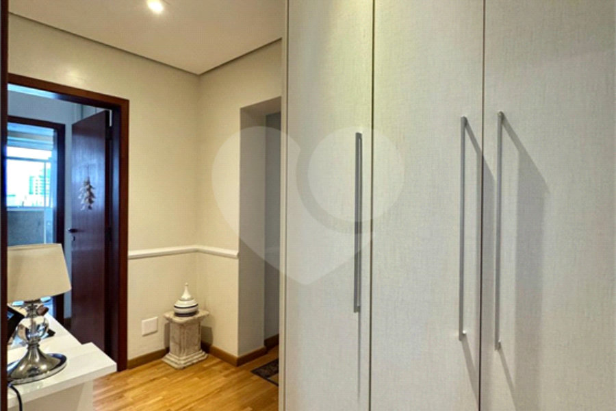 Apartamento à venda com 4 suítes em Morumbi, São Paulo, SP
