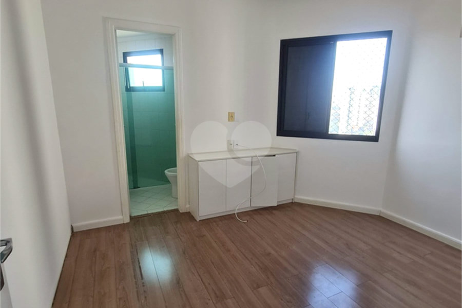 Apartamento à venda com 2 quartos, sendo 1 suíte,  em Santana, São Paulo, SP