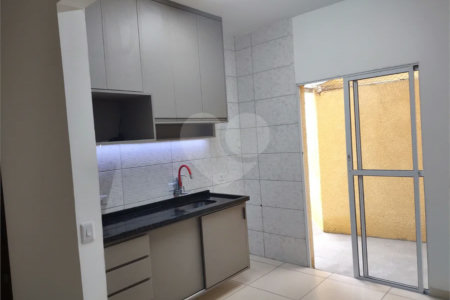 Apartamento à venda com 2 quartos em Reneville, Mairinque, SP