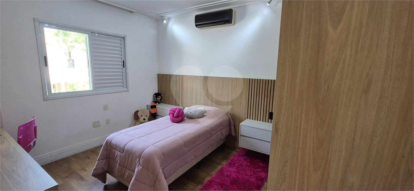 Casa à venda com 4 quartos, sendo 2 suítes,  no condomínio Aromaz, São Bernardo do Campo - SP