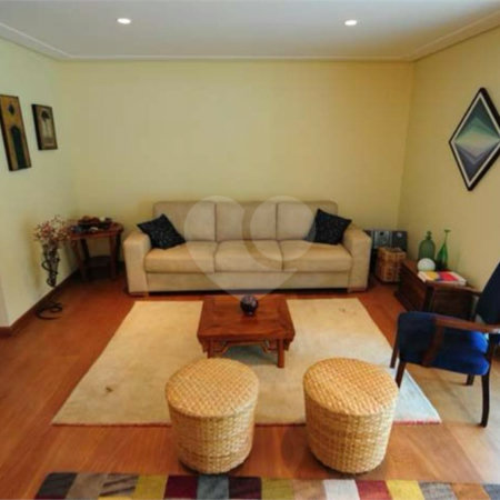 Apartamento à venda ou para alugar com 3 quartos, sendo 2 suítes, em Jardim Morumbi, São Paulo, SP