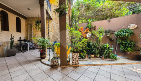 Casa à venda com 4 quartos, sendo 1 suíte,  em Sapopemba, São Paulo, SP