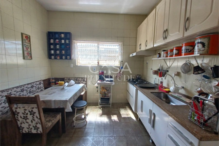 Casa à venda com 4 quartos em Vila Trujillo, Sorocaba, SP