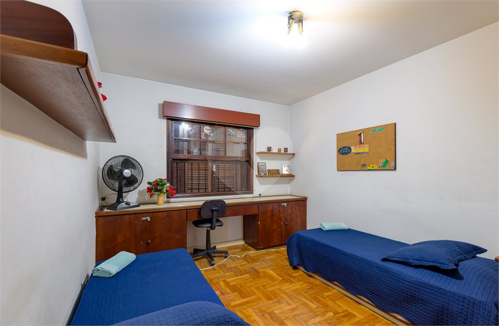 Casa à venda com 3 quartos, sendo 1 suíte,  em Campo Belo, São Paulo, SP