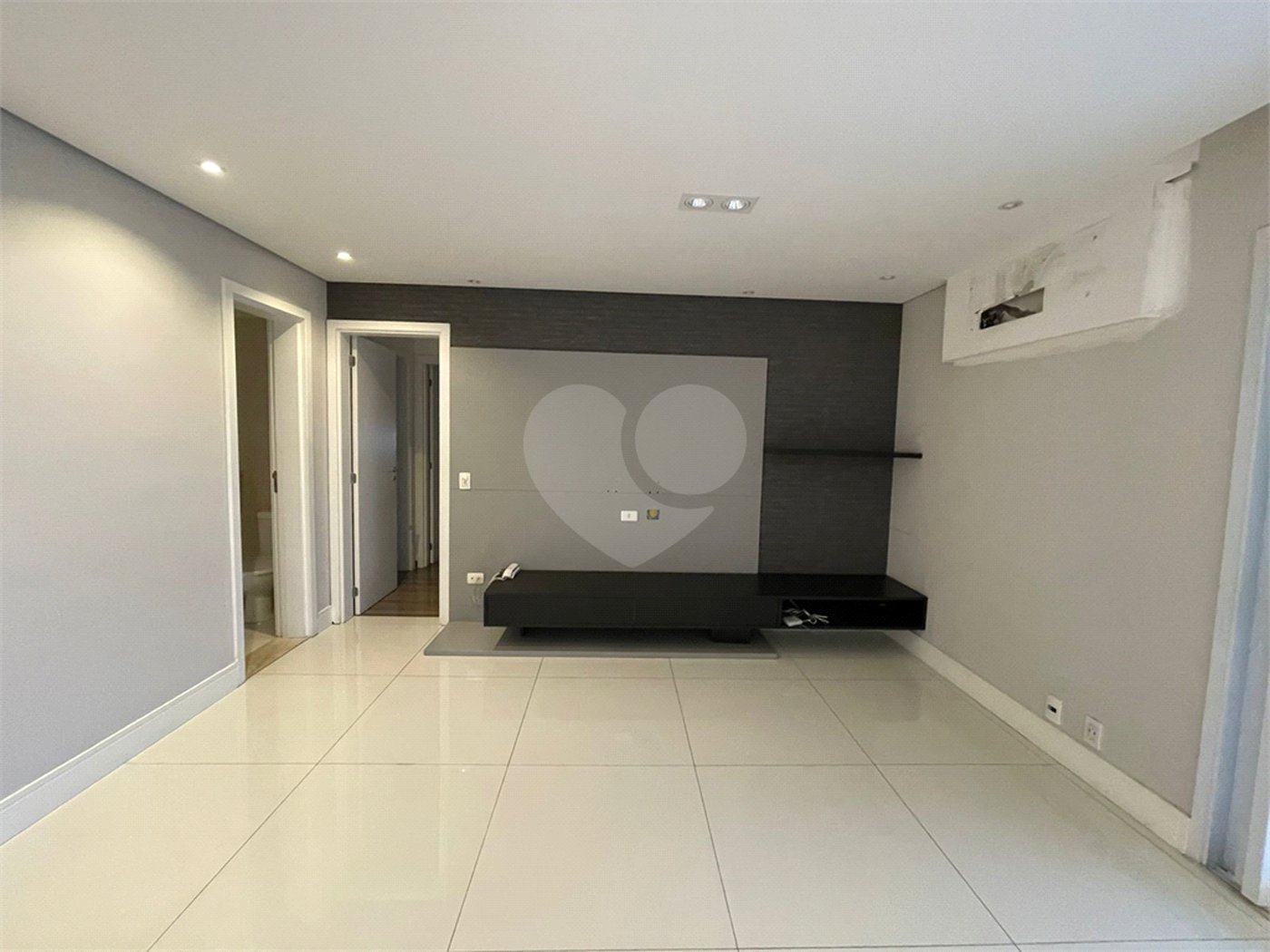 Apto 140m2 no Condominio Familia Ipiranga com 3 suítes e 2 vagas Aceita Permuta