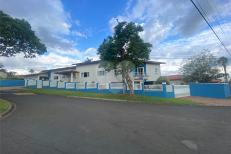 Casa à venda com 5 quartos, sendo 3 suítes, no condomínio Zuleika Jabour, Salto - SP