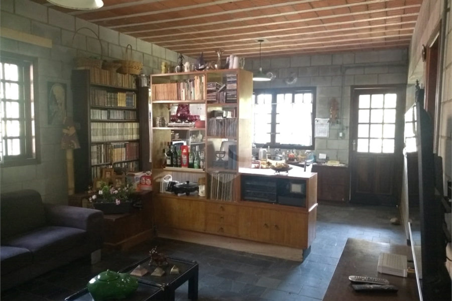 Casa à venda com 3 quartos, sendo 1 suíte, no condomínio Cinco Lagos, Mairiporã - SP