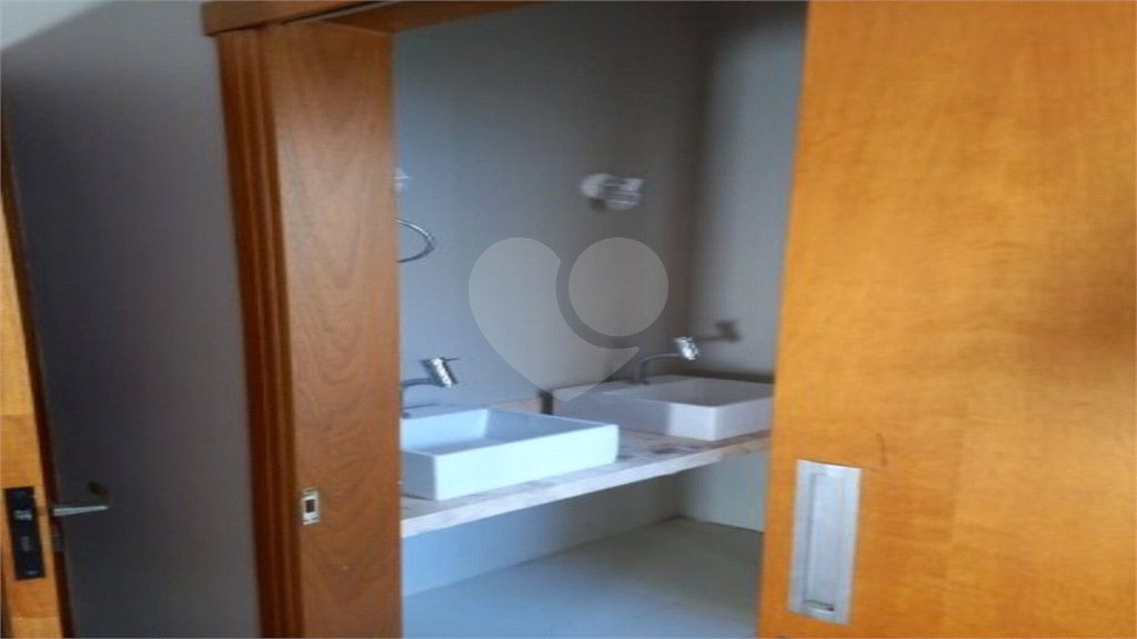 Casa à venda com 4 quartos, sendo 2 suítes, em Jardim Antártica, Ribeirão Preto, SP