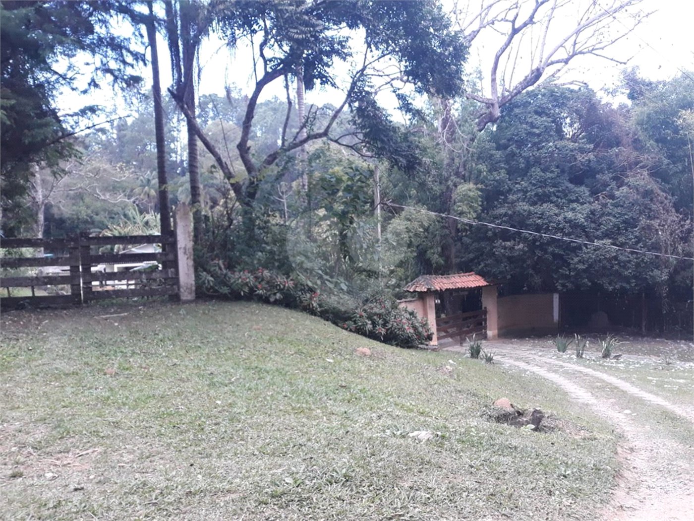 Sítio à venda com 5 quartos, sendo 3 suítes,  em Planalto Verde, São Roque, SP