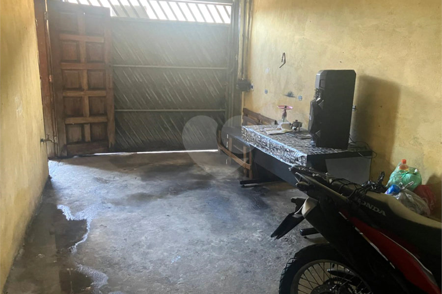 Sobrado à venda com 4 quartos em Tremembé, São Paulo, SP
