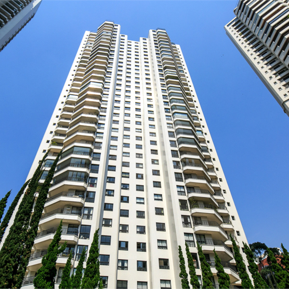 Apartamento para alugar com 4 suítes em Alto da Boa Vista, São Paulo, SP