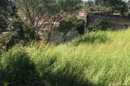 Terreno à venda em Paraisópolis, São Paulo, SP