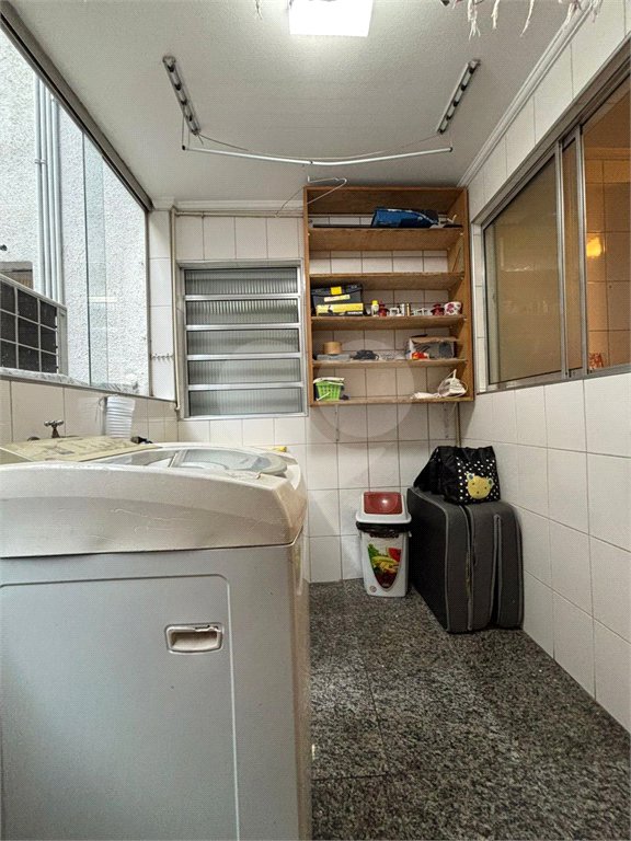 Apartamento à venda com 3 quartos, sendo 1 suíte,  em Jardim Paulista, São Paulo, SP